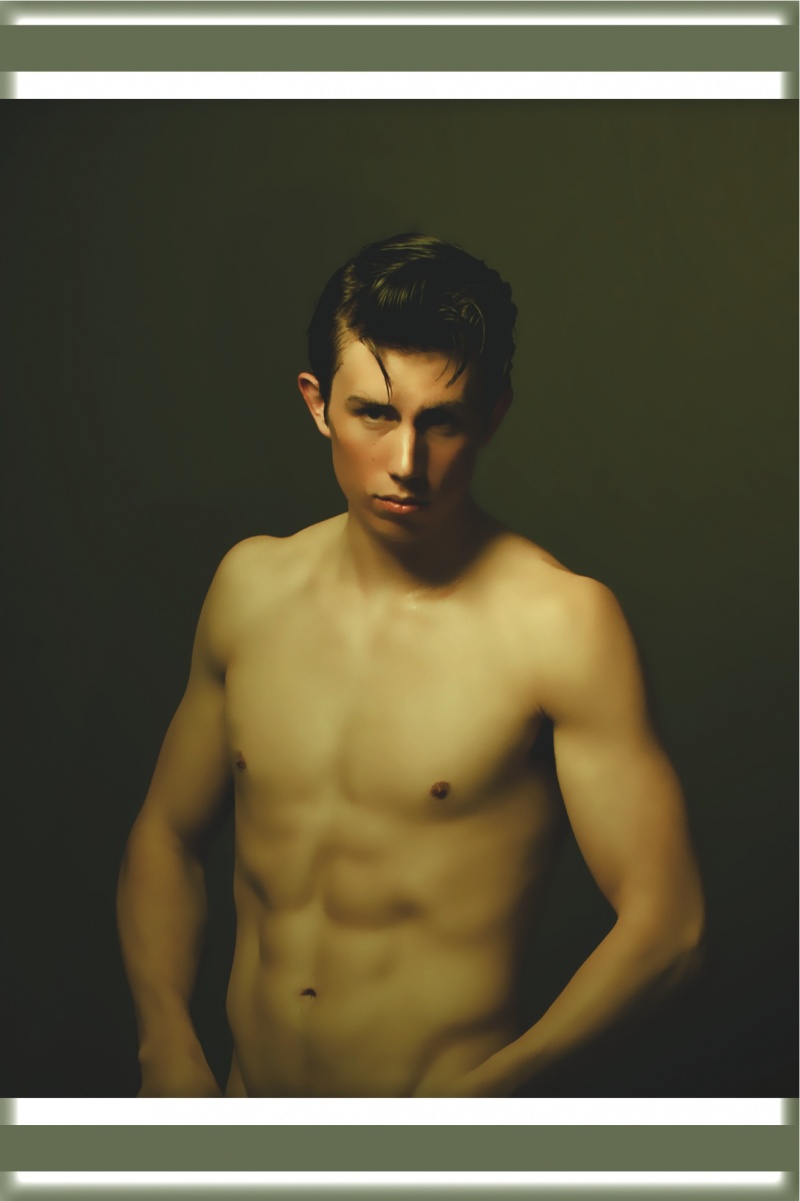 Male model photo shoot of Grant Schrodetzki