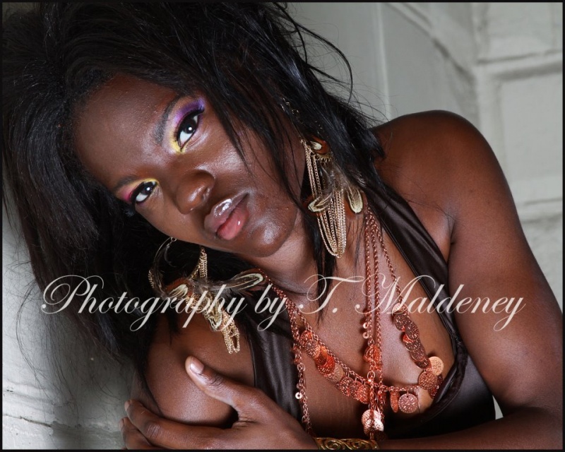Female model photo shoot of keiva