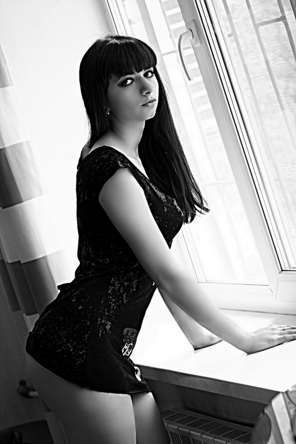 Female model photo shoot of Emi_P