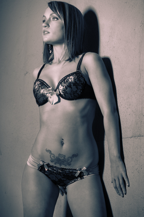 Female model photo shoot of Crystle E by kittyhawk studio