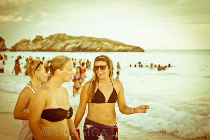 Female model photo shoot of Jess Dismont Photos in Horseshoe Bay, Bermuda