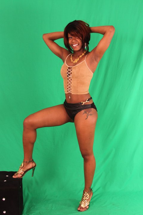 Female model photo shoot of Smoo Vixen
