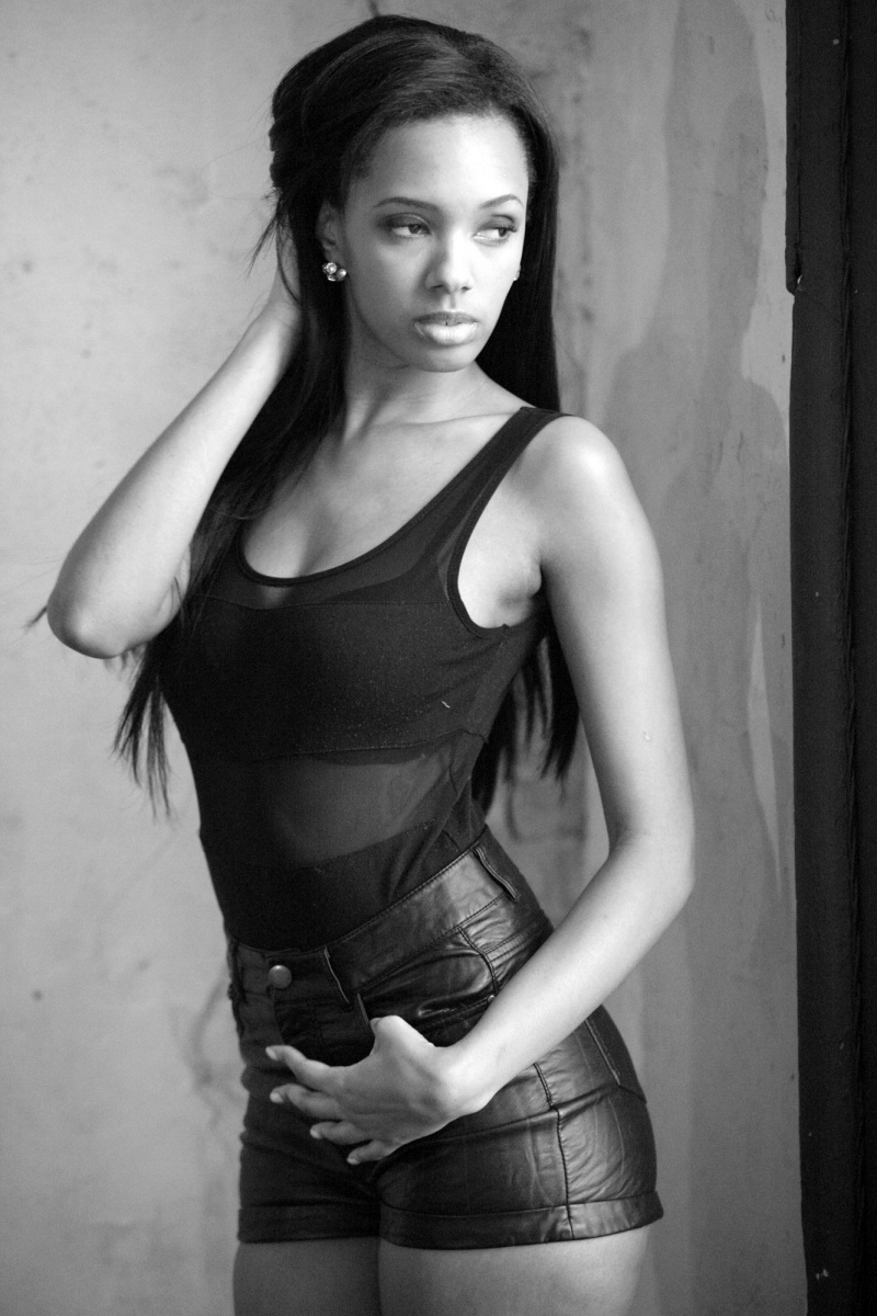 Female model photo shoot of Chrystal McCoy
