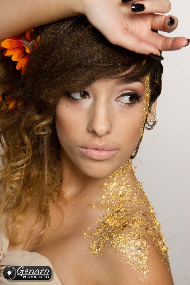 Female model photo shoot of Kayla VanSkyhawk