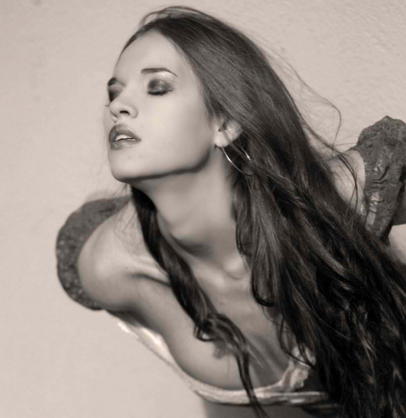 Female model photo shoot of Anastasia Z