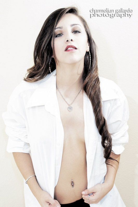 Female model photo shoot of  Lina Adriana