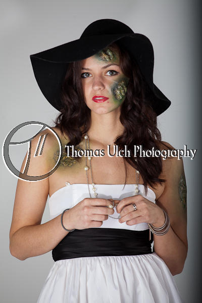 Female model photo shoot of alicia wolan