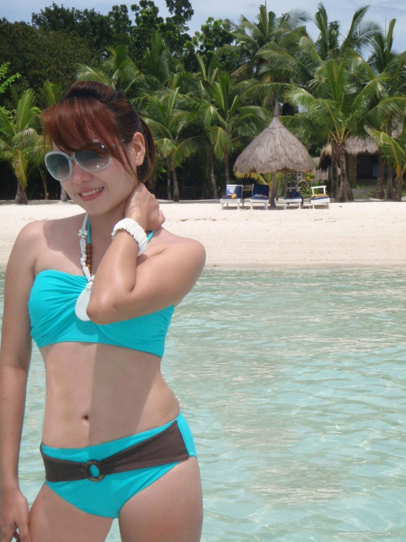 Female model photo shoot of Deeyosa in Bohol Beach Club, Philippines