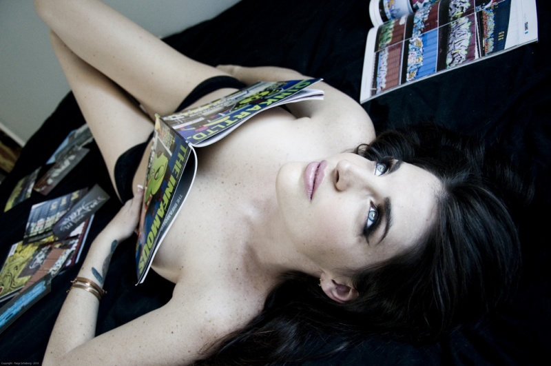 Female model photo shoot of Hayley Barker
