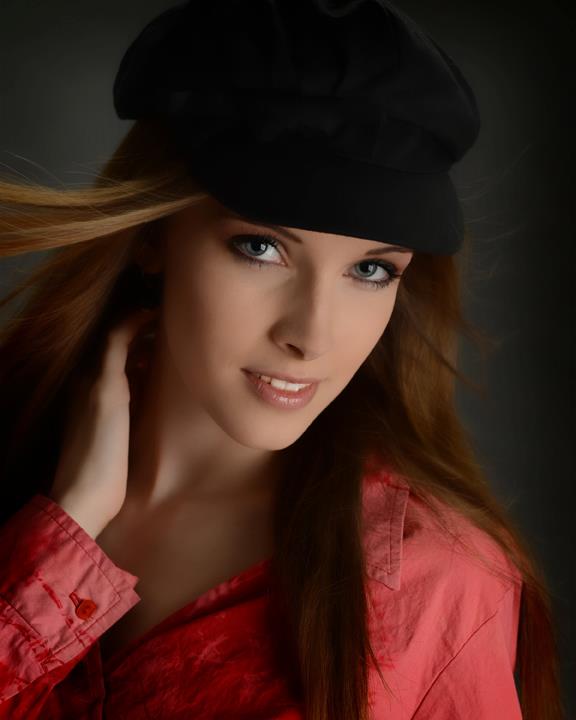 Female model photo shoot of Laura Dustin in kansas city