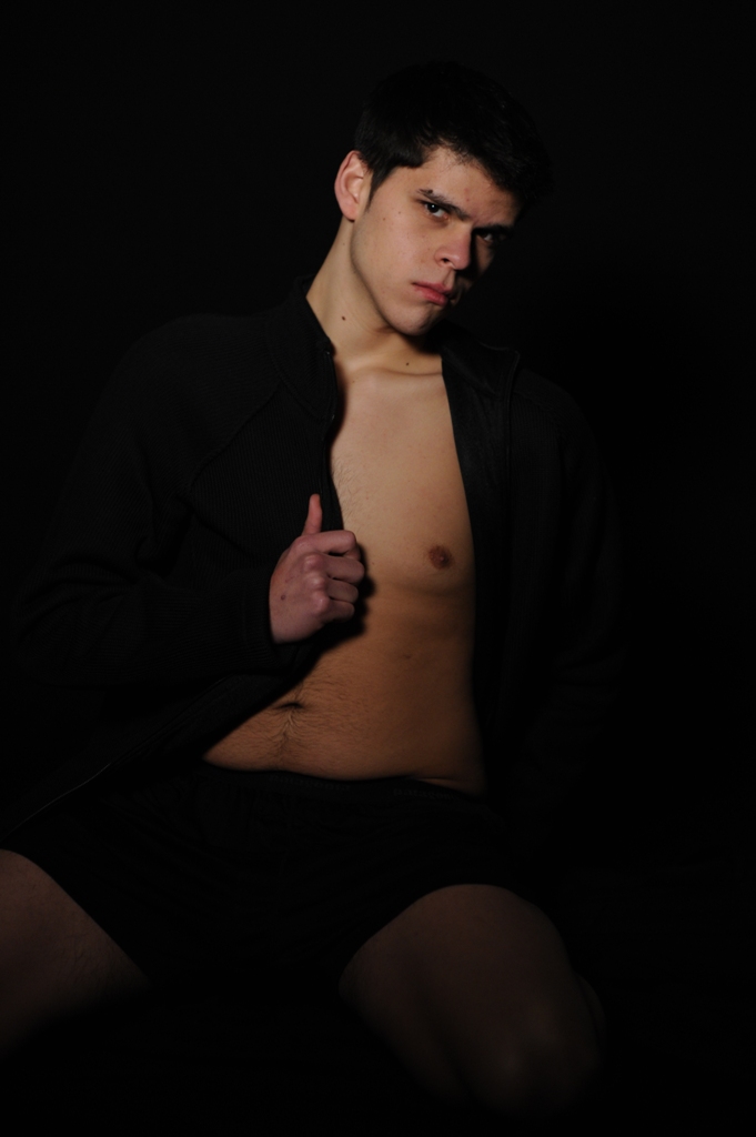 Male model photo shoot of Messias Pedro by Max Bossman Photography