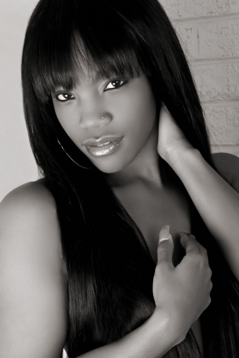 Female model photo shoot of Shaynaia by BSJ Photography in Detroit Studio