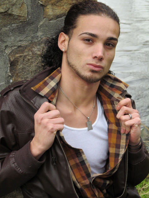 Male model photo shoot of ehclipz