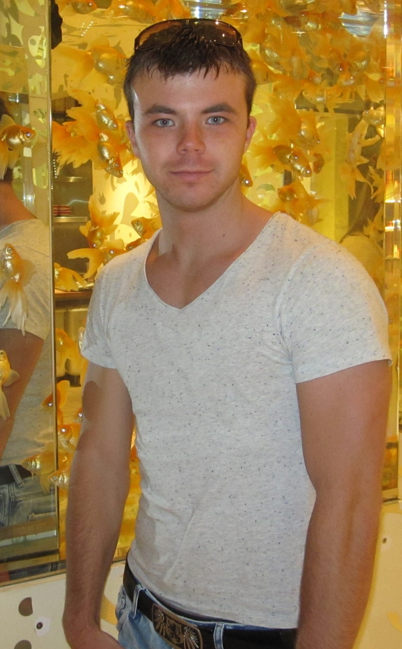 Male model photo shoot of Nikolay A in Las Vegas