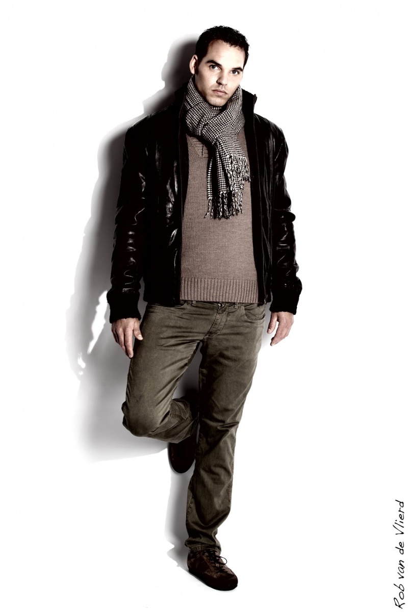 Male model photo shoot of ricardovdwijngaard in utrecht