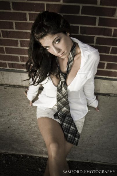 Female model photo shoot of Lexy0121