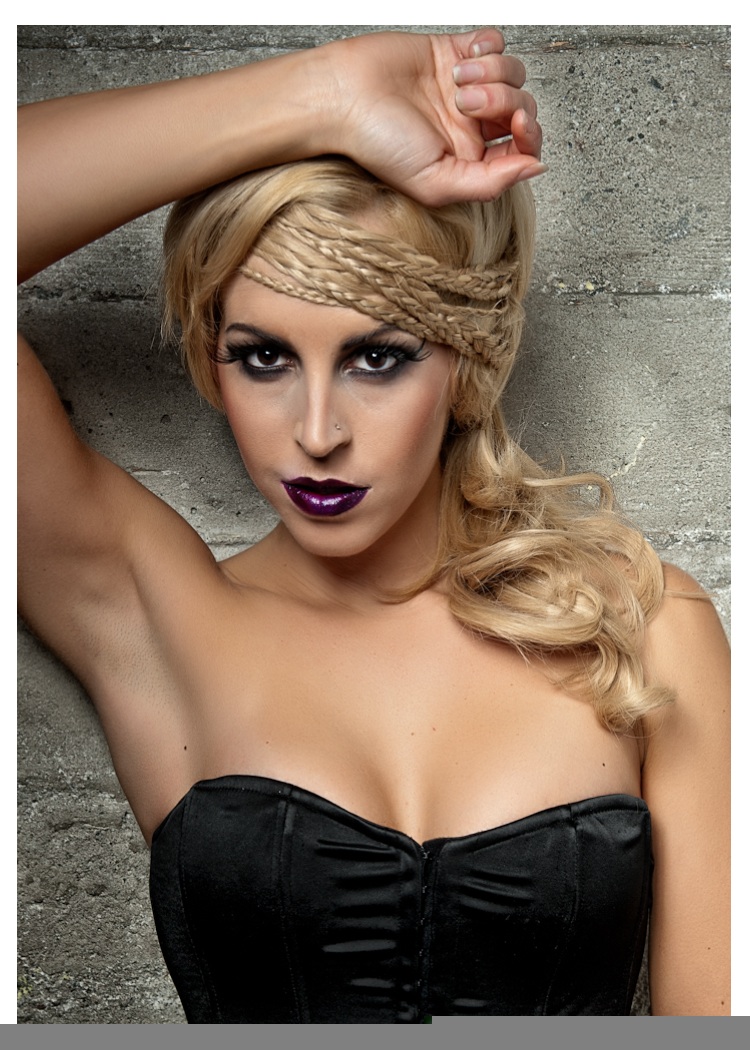 Female model photo shoot of Amy Maye by Chiaroscuro Fotografia