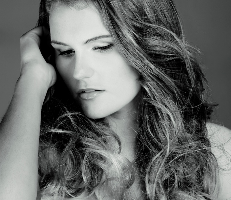 Female model photo shoot of stephanie russell