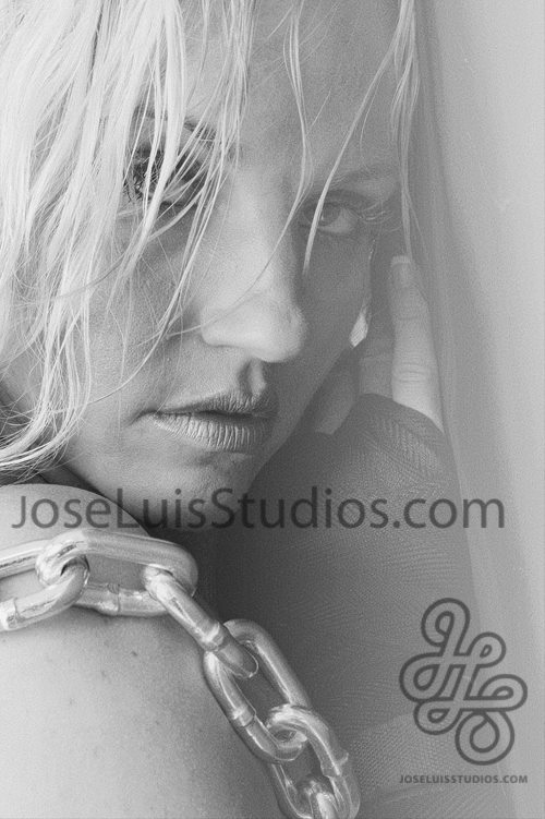 Female model photo shoot of Amanda Randle