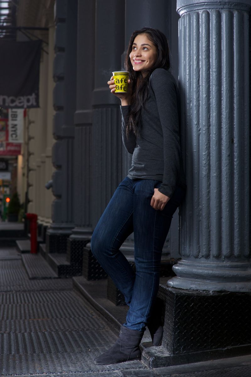 Female model photo shoot of GenesisSantos by Jon Josephs