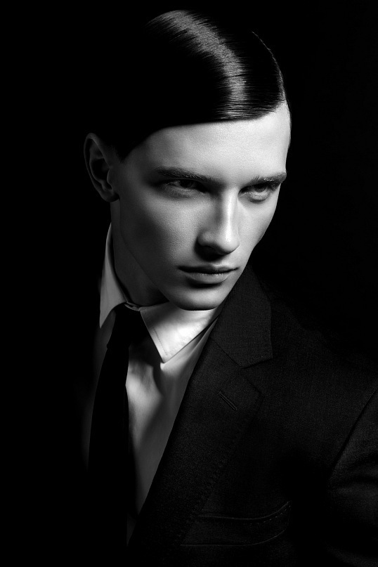 Male model photo shoot of Dmitriy Nikiforov