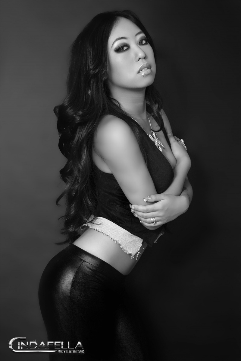 Female model photo shoot of Mayuko Rodriguez