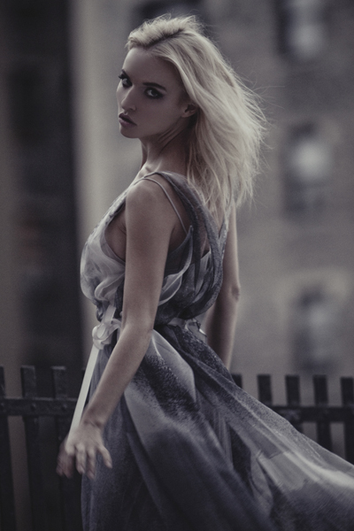 Female model photo shoot of  Lana DancingQueen