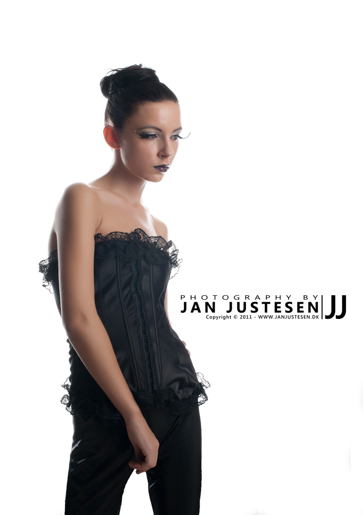 Male and Female model photo shoot of Jan Justesen and Style-BF