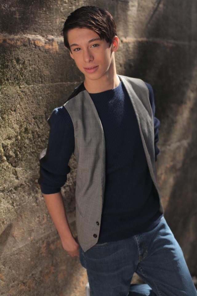 Male model photo shoot of Jordann allenn