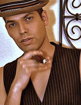 Male model photo shoot of Ricky Muniz