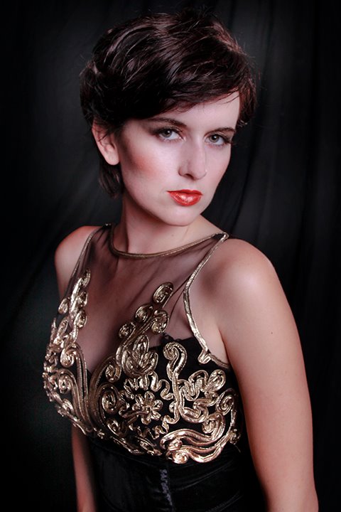 Female model photo shoot of Tiffany88