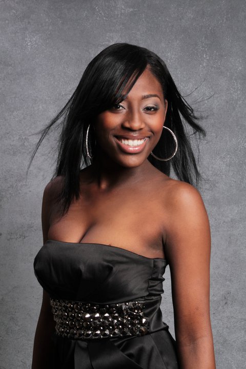 Female model photo shoot of Ashanti Howard