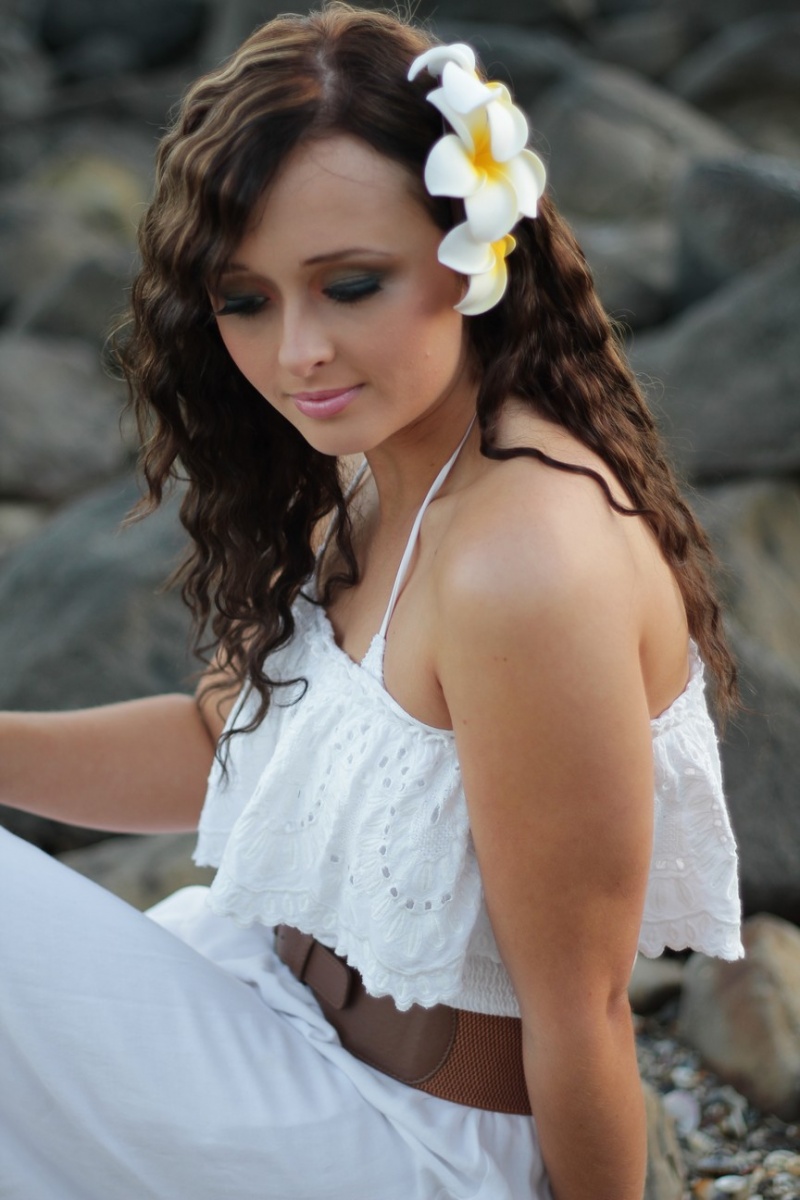 Female model photo shoot of Karly Dover MUA in Burleigh Heads