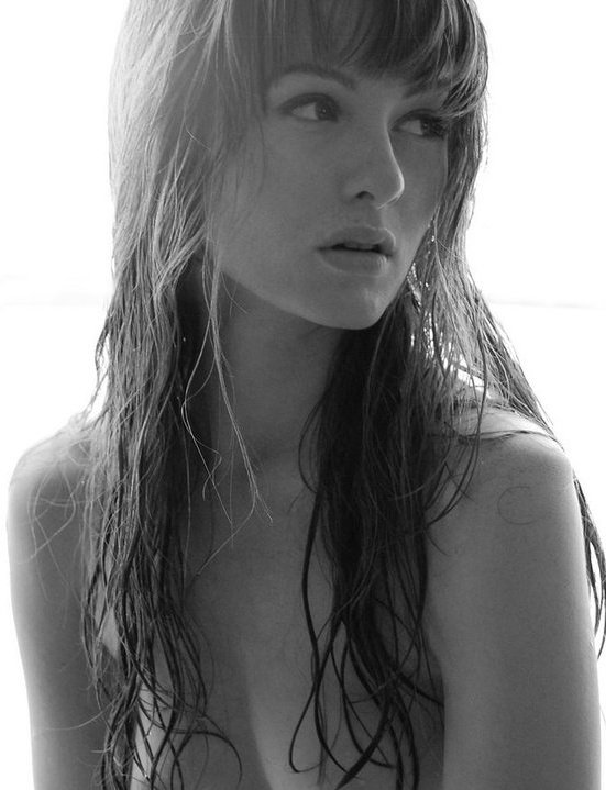 Female model photo shoot of Tiffany Prevette