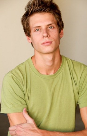 Male model photo shoot of Nathan Parrett