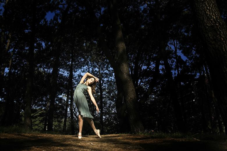 Female model photo shoot of Melissa Hanes in Centennial Park, Sydney
