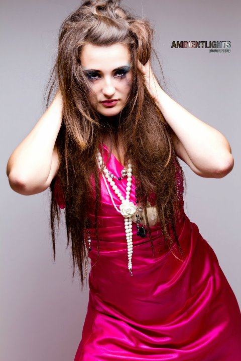 Female model photo shoot of Elisha Jayne