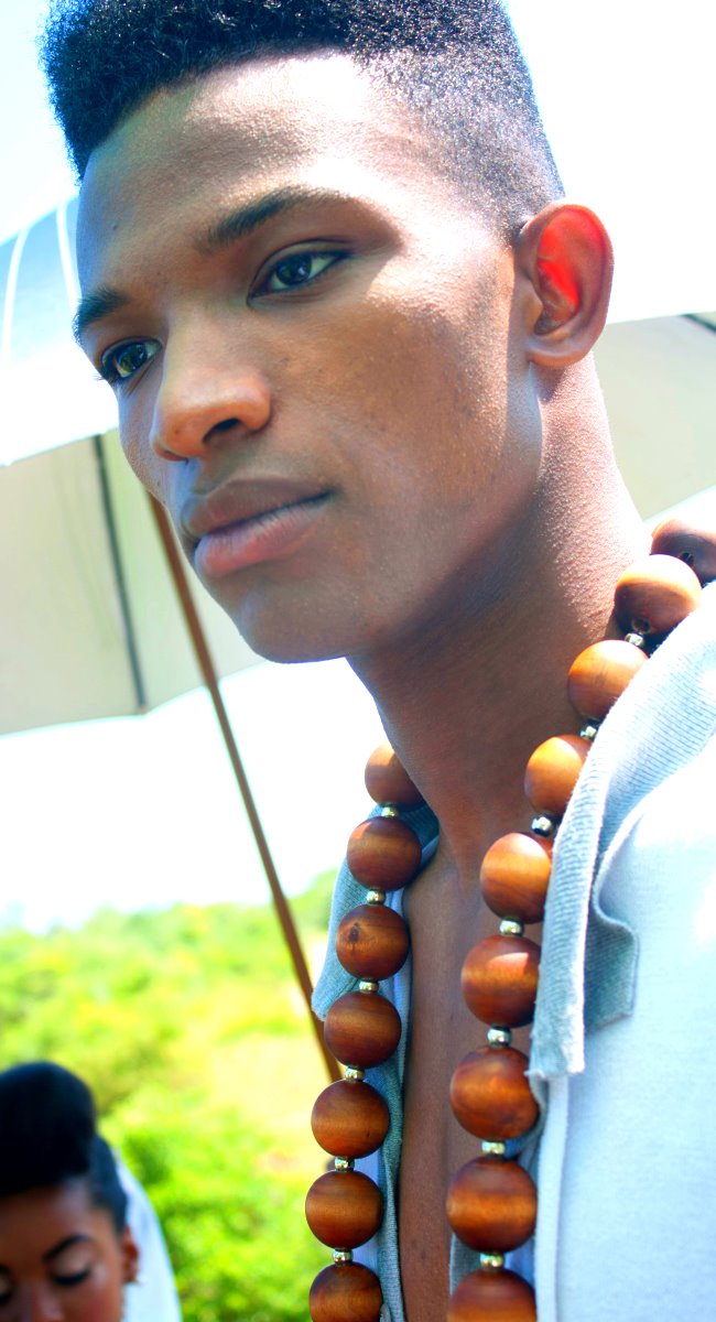 Male model photo shoot of Desmond Amofah