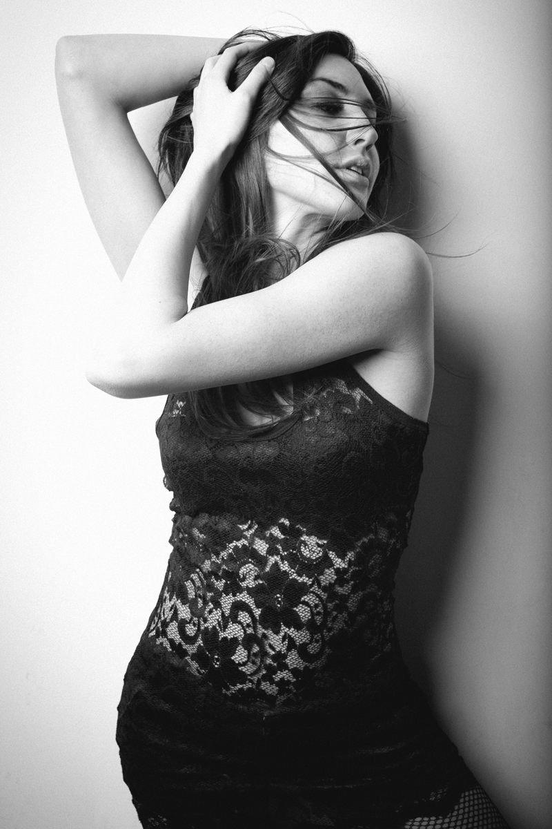 Female model photo shoot of Allie Navarro 