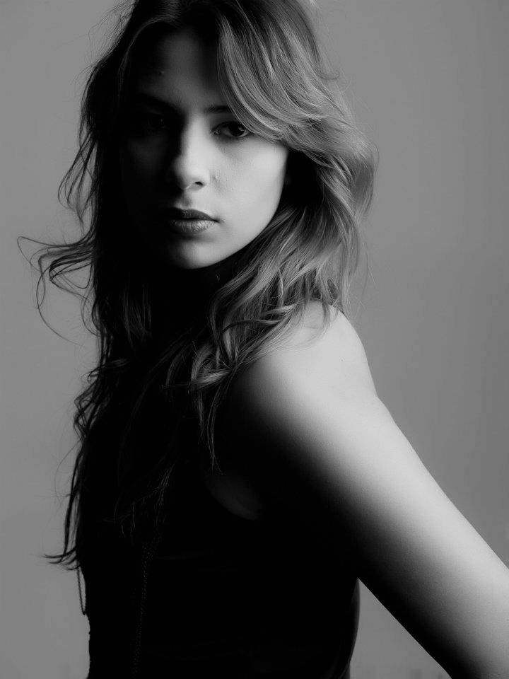 Female model photo shoot of Jenna Fawcett