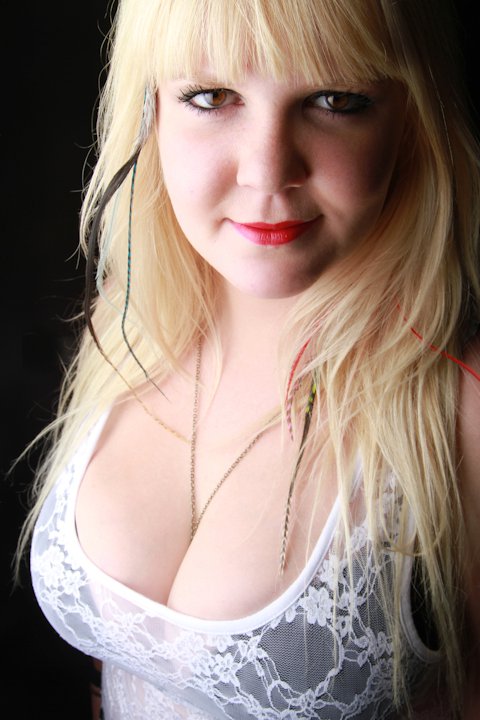 Female model photo shoot of Katlyn Skoien