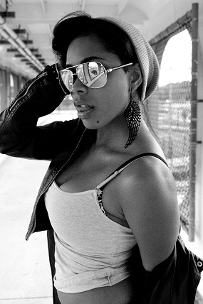 Female model photo shoot of Felinda Taveras by McIntosh-Photography