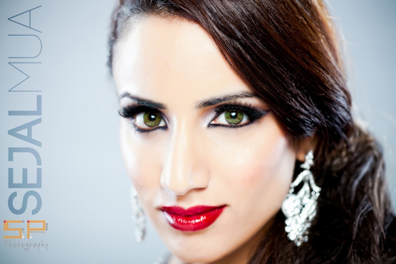 Female model photo shoot of Sejal MUA