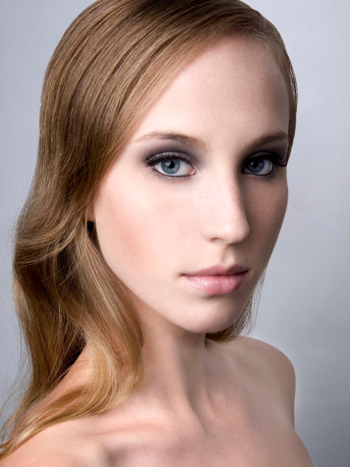 Female model photo shoot of Raelyn Zelinski