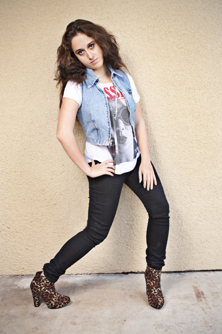 Female model photo shoot of Alexis Lezin Photo in Irvine, CA