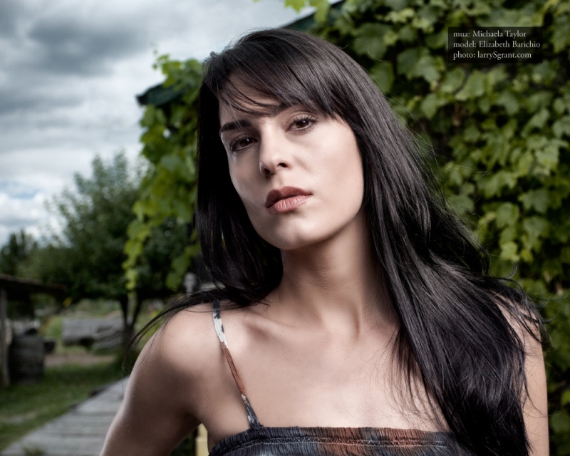 Female model photo shoot of Michaela Taylor MUA