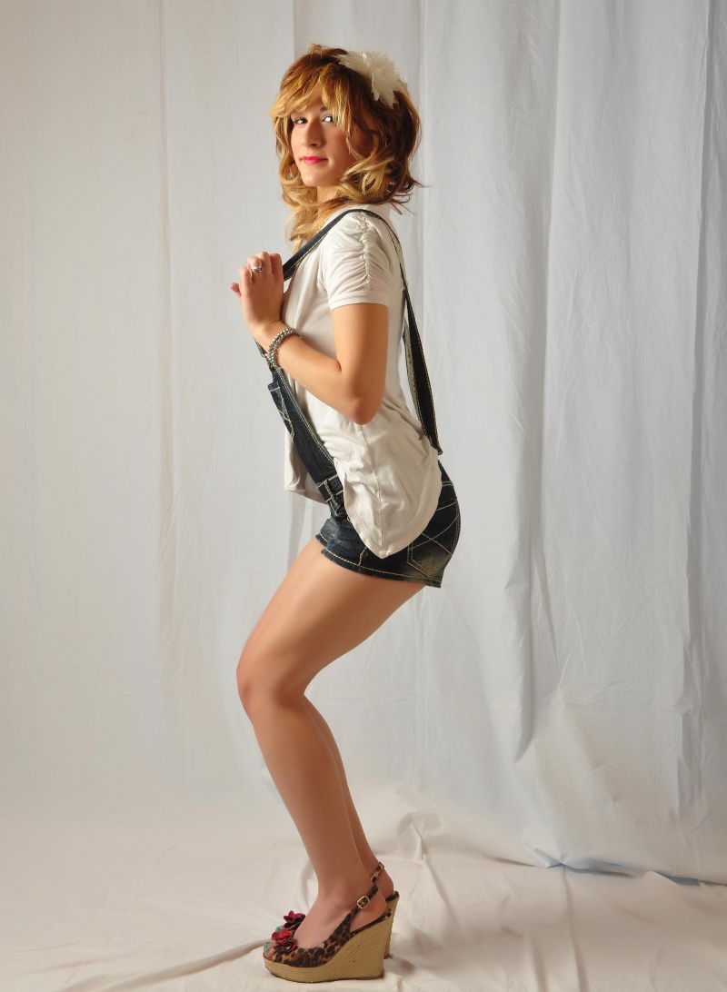 Female model photo shoot of Francine_Rose by Joe Grossinger in El Paso, Texas