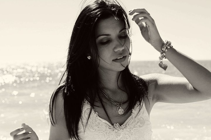 Female model photo shoot of Dayana Cristina
