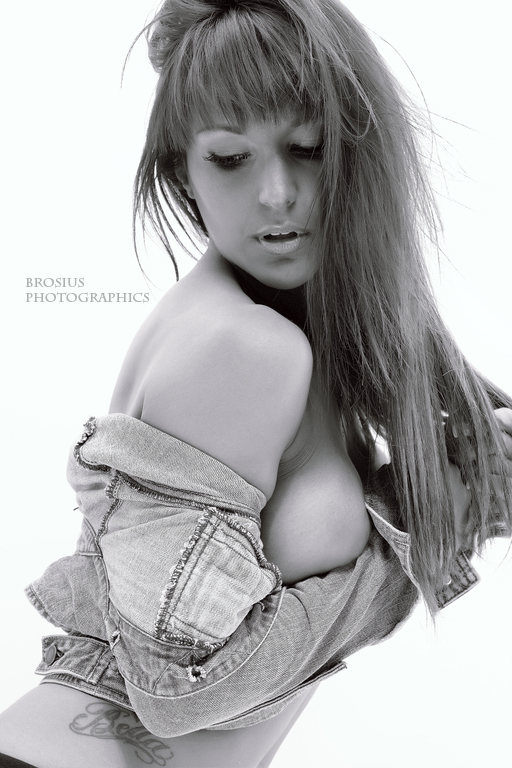Female model photo shoot of Carmella Russo