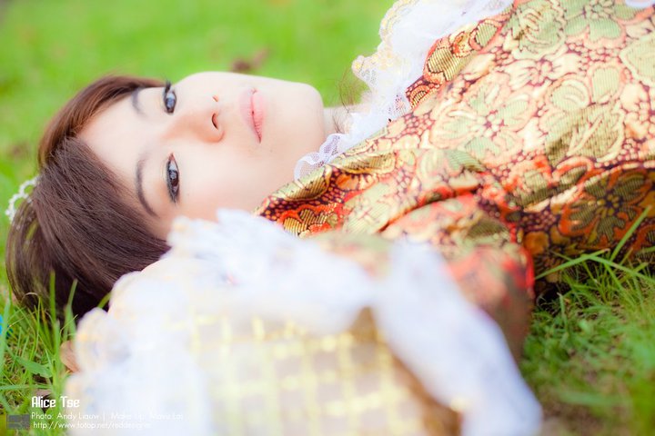 Female model photo shoot of Alice Tse